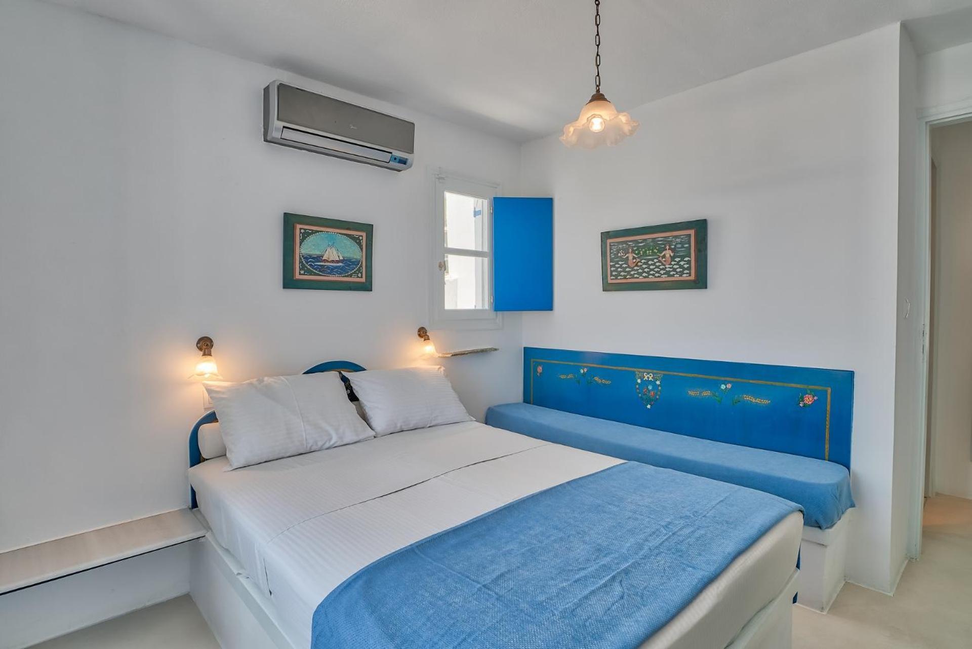 Blue Dolphin Antiparos Villas And Suites Agios Georgios  Exterior photo