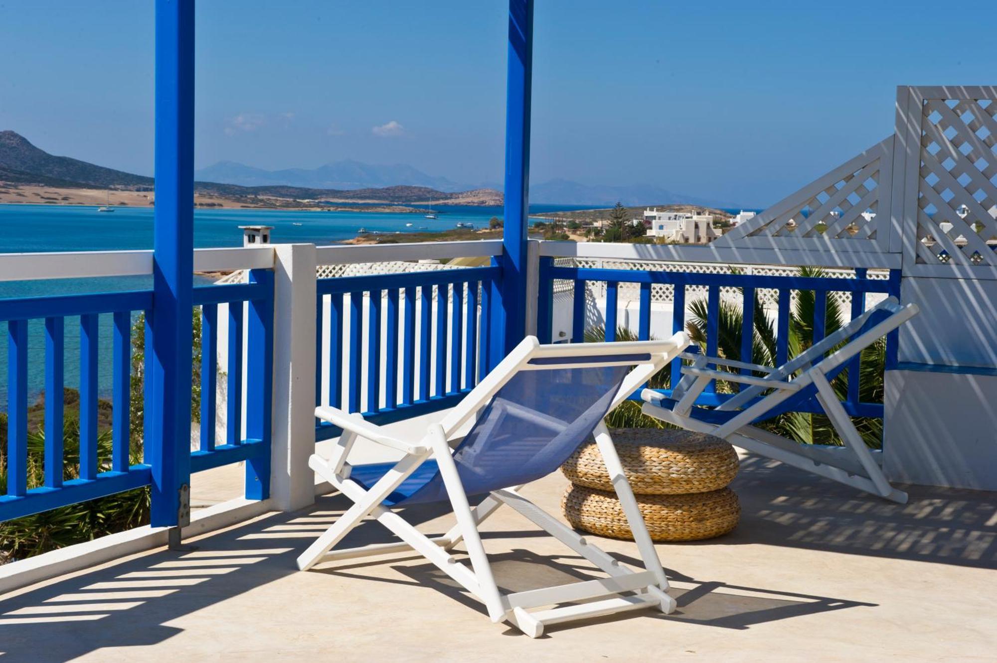 Blue Dolphin Antiparos Villas And Suites Agios Georgios  Exterior photo